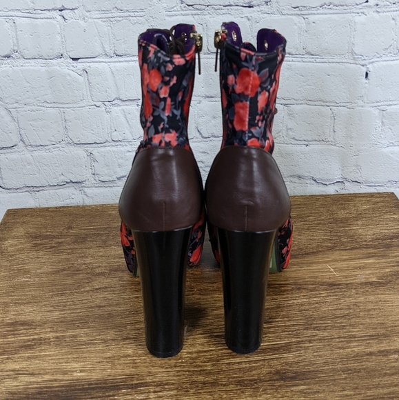 NWOT NICOLE LEE flowered ankle boots - Picture 7 of 9